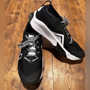 Nike ZoomX Zegama Trail Running Shoes Women DH0625-001 Sz 10 NEW (Retail $170)